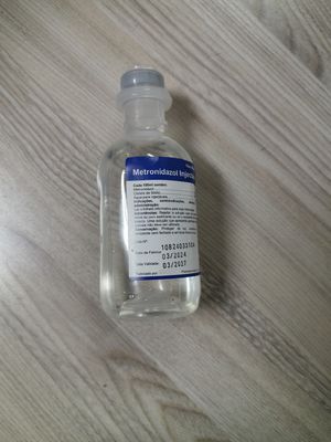 Médicaments pour injection à base de métronidazole 500 mg / 100 ml BP / USP