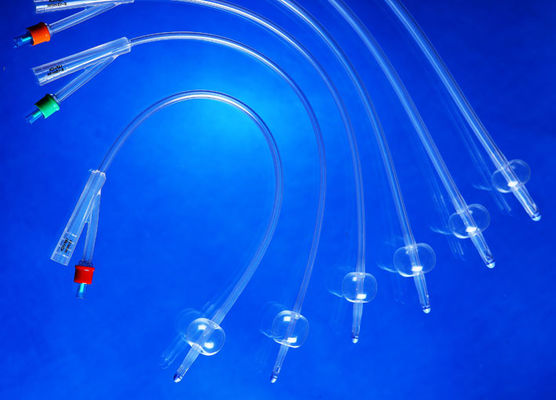 Équipement de tuyauterie médicale standard 2 voies / 3 voies cathéter de ballon en silicone Foley
